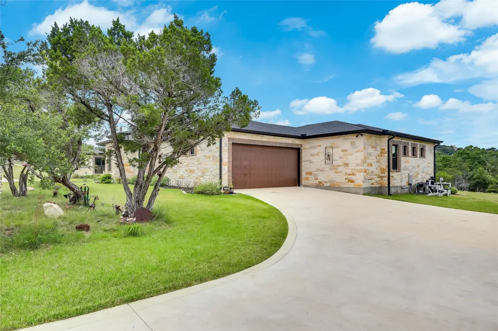 7710 Ladera Trail Jonestown, TX 78645