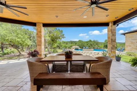 7710 Ladera Trail