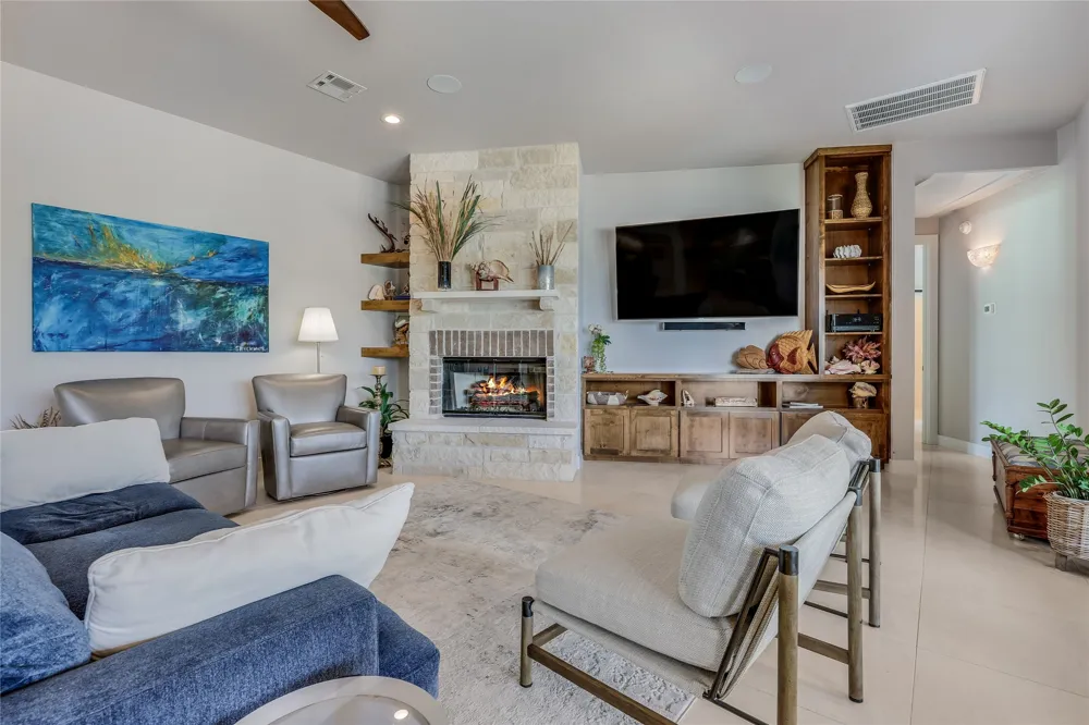 7710 Ladera Trail Jonestown, TX 78645