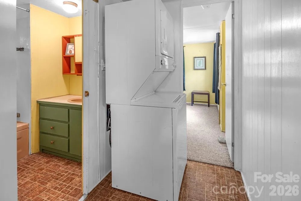 175 Elmwood Drive Troy, NC 27371