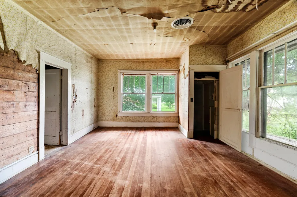 946 S Church Street Paris, TX 75460