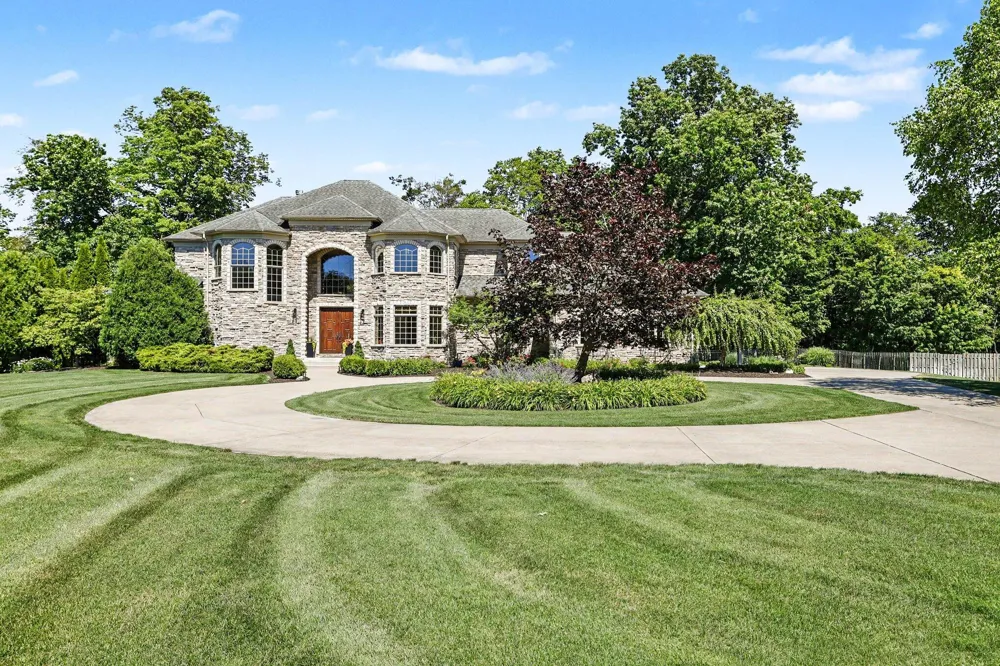 4945 S Stockbridge Drive St. Joseph, MI 49085