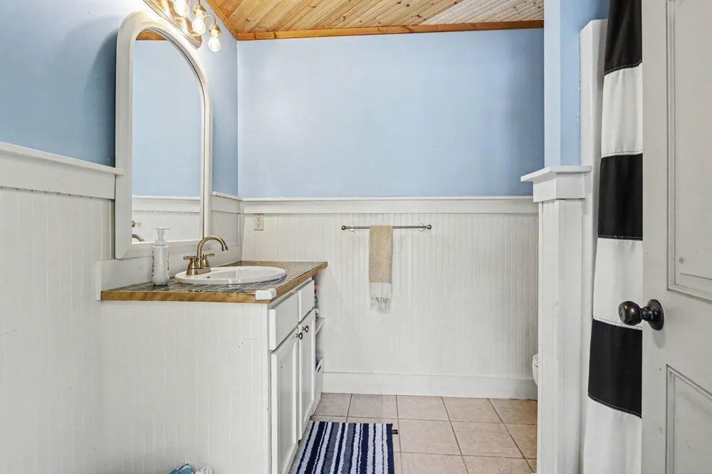 4945 S Stockbridge Drive St. Joseph, MI 49085