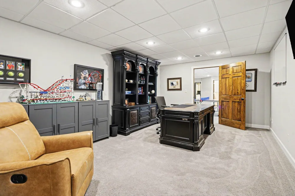 4945 S Stockbridge Drive St. Joseph, MI 49085