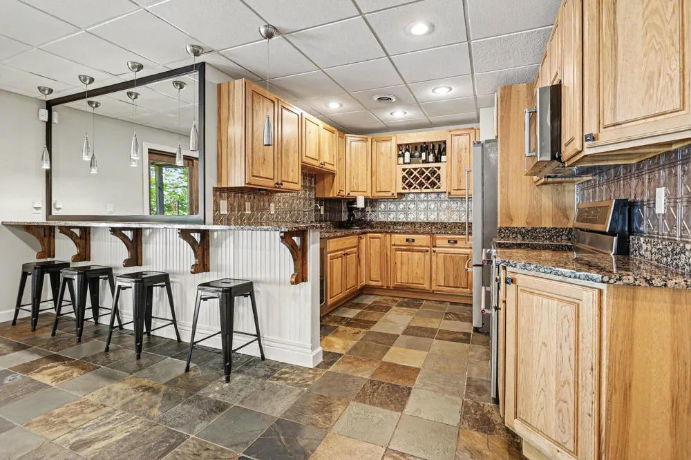 4945 S Stockbridge Drive St. Joseph, MI 49085