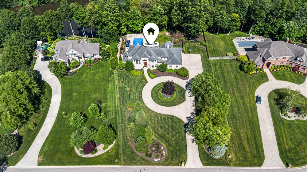 4945 S Stockbridge Drive St. Joseph, MI 49085