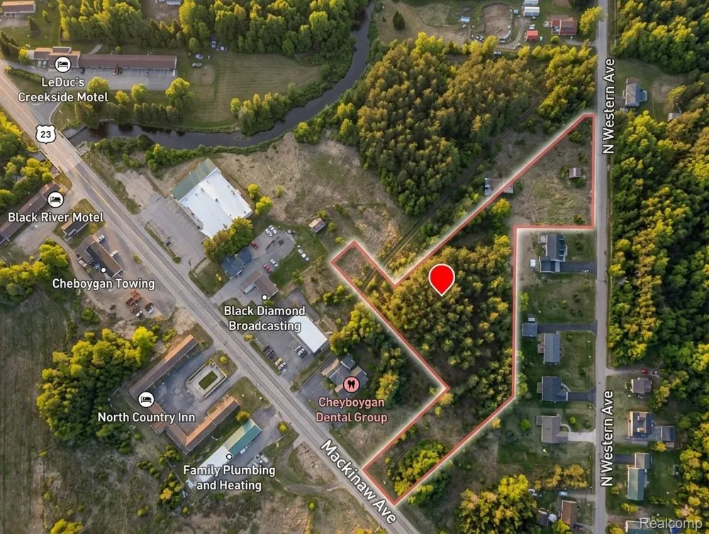 1346 Mackinaw Avenue Cheboygan City, MI 49721