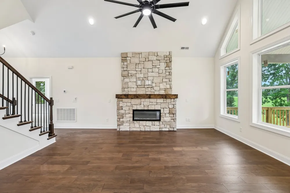 210 Cascade Dr Winchester, TN 37398