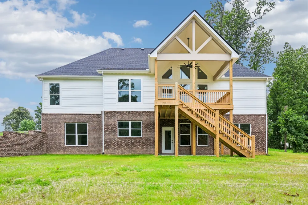 210 Cascade Dr Winchester, TN 37398