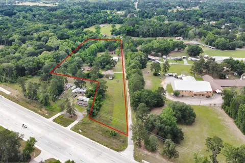 15635 Hwy 105 E Road
