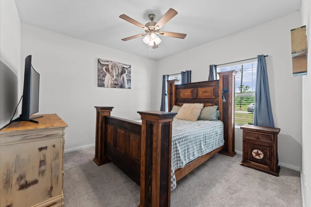 2550 18th Street Hempstead, TX 77445