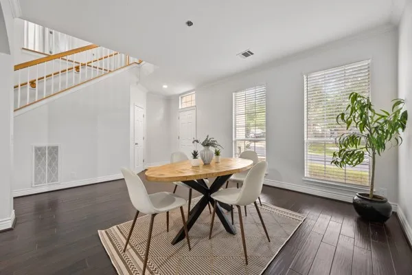3917 Canyon Glen Circle SE Austin, TX 78732