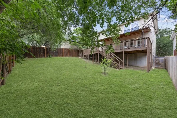 3917 Canyon Glen Circle SE Austin, TX 78732