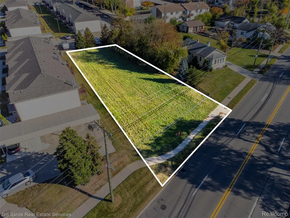 Utica Roseville City, MI 48066