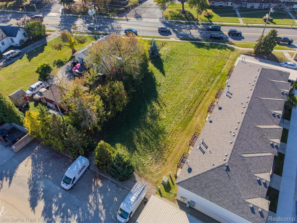 Utica Roseville City, MI 48066