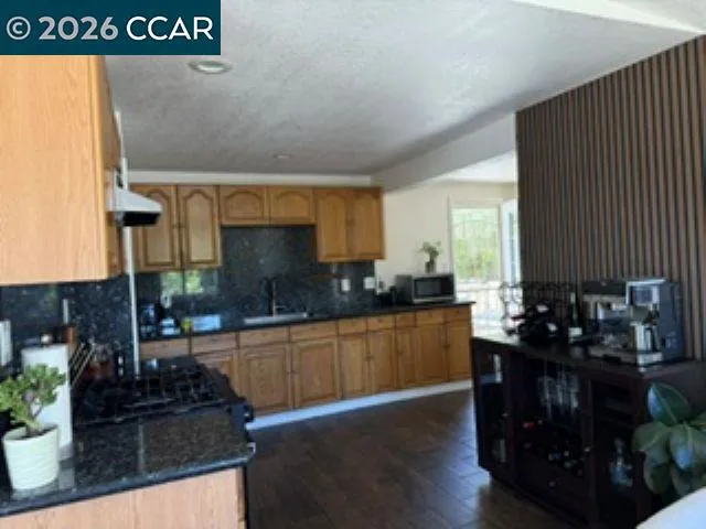 1811 Espanola Dr San Pablo, CA 94806