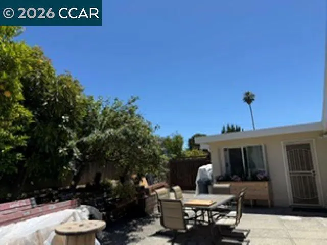 1811 Espanola Dr San Pablo, CA 94806