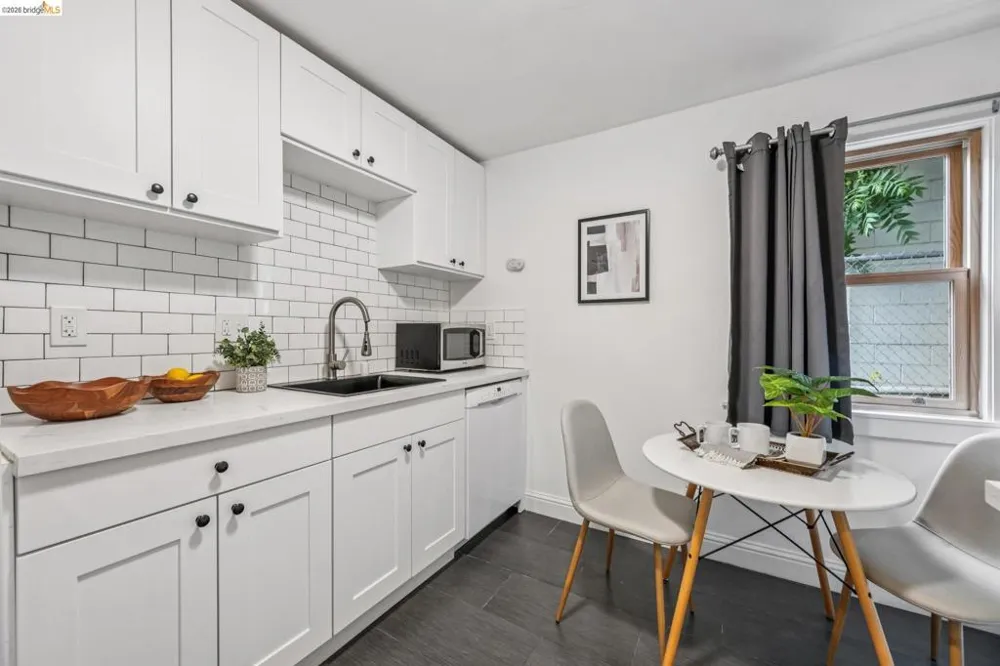 1515 Hopkins St #5 Berkeley, CA 94707