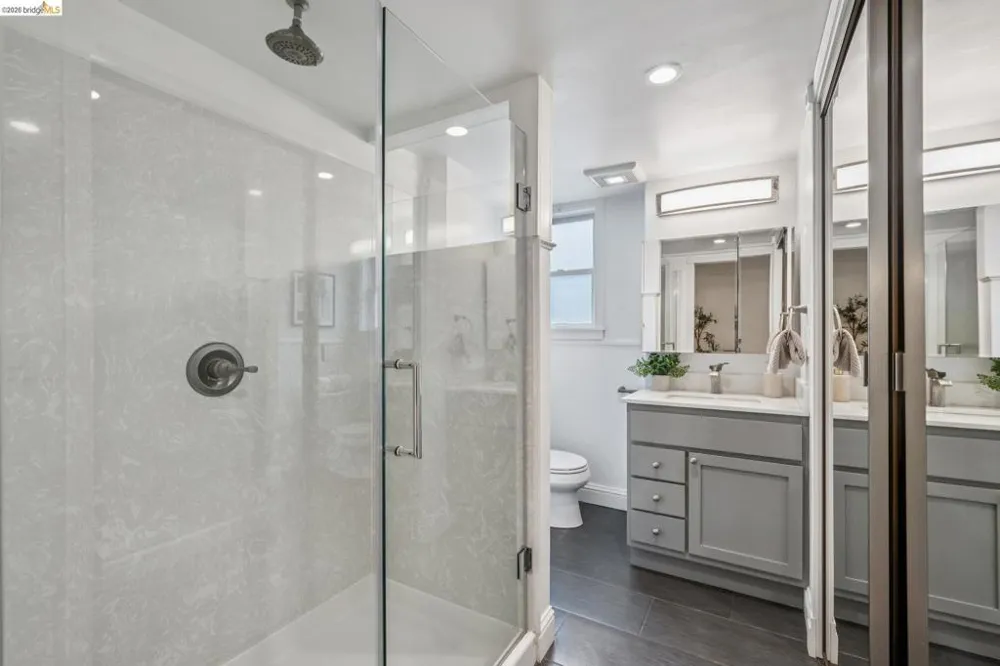 1515 Hopkins St #5 Berkeley, CA 94707