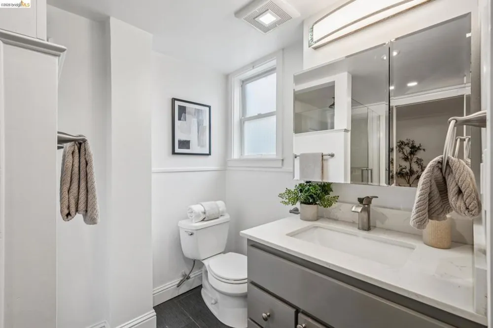1515 Hopkins St #5 Berkeley, CA 94707