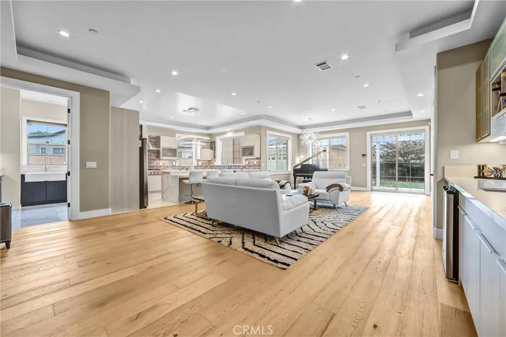 5428 Temple City Boulevard Temple City, CA 91780