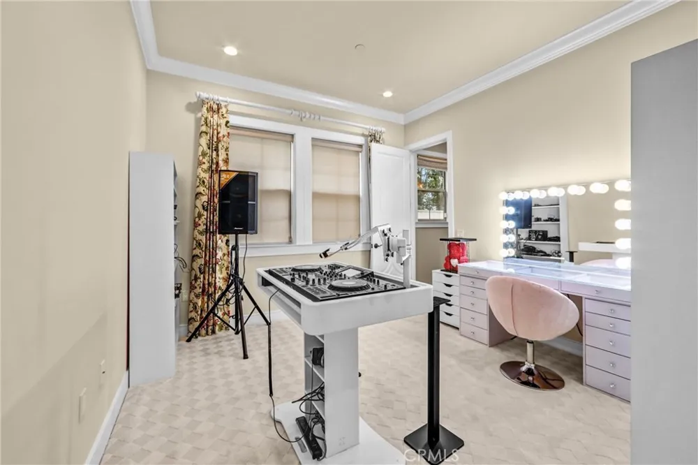 5428 Temple City Boulevard Temple City, CA 91780