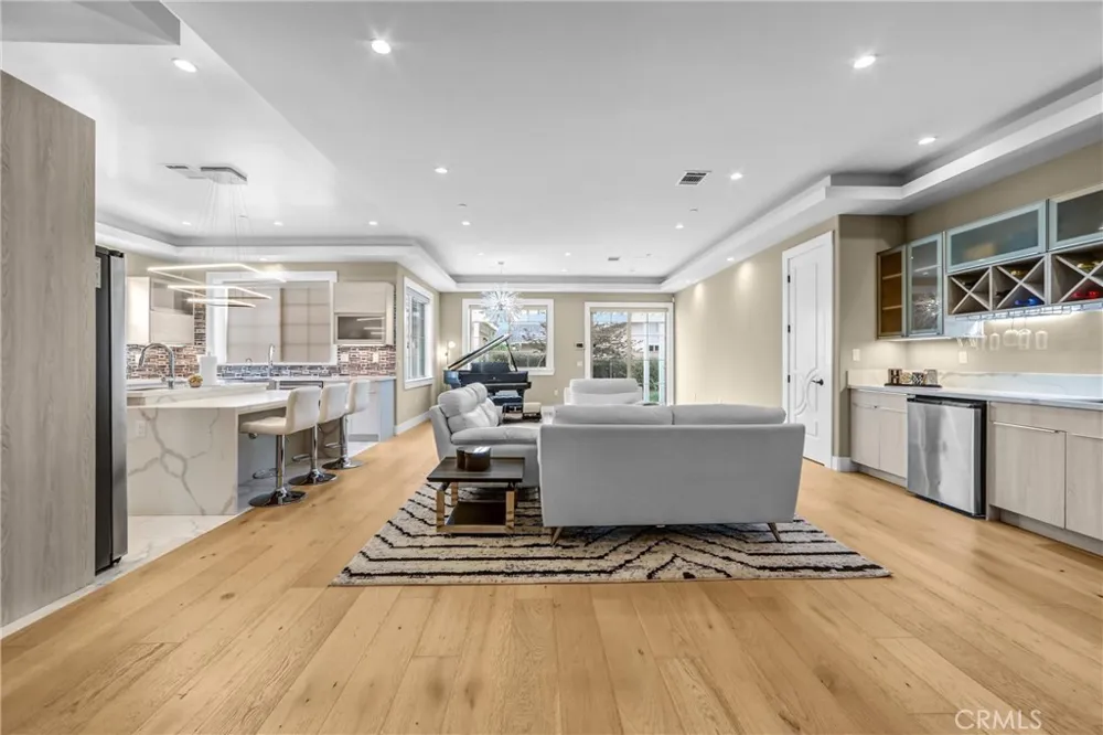 5428 Temple City Boulevard Temple City, CA 91780