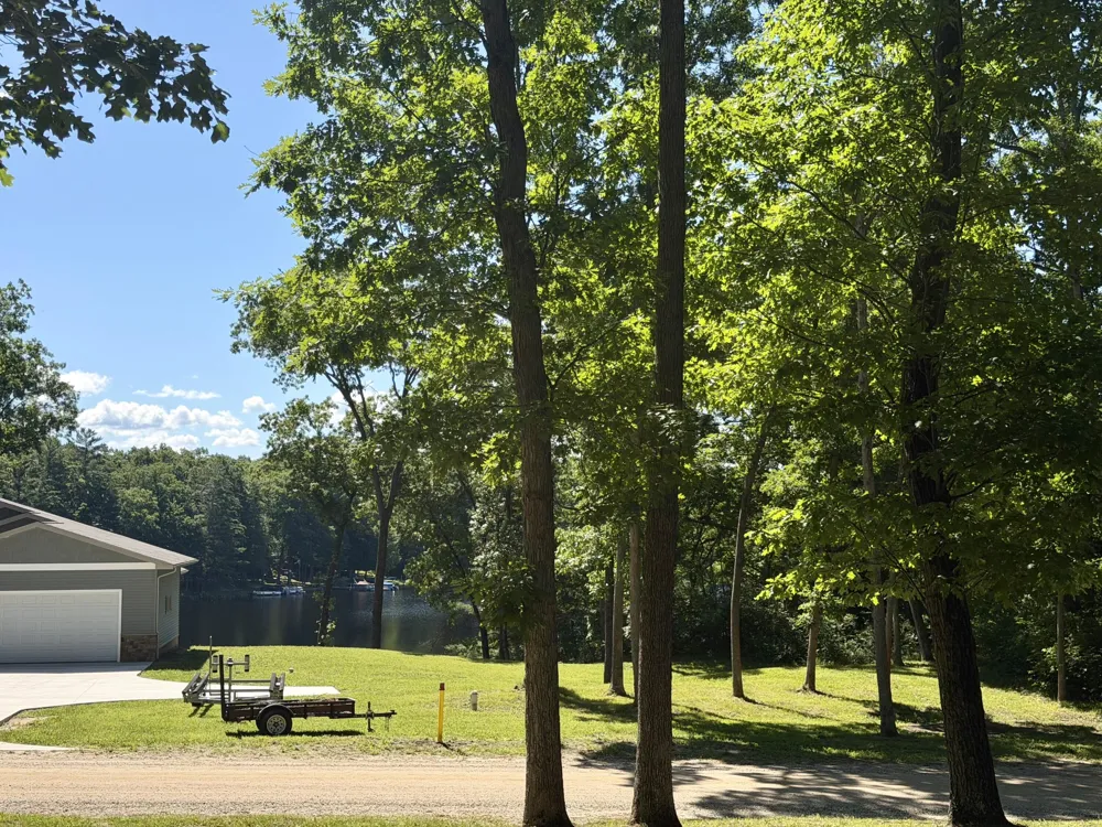653 Jack Pine Road Fountain, MI 49410