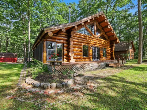 653 Jack Pine Road
