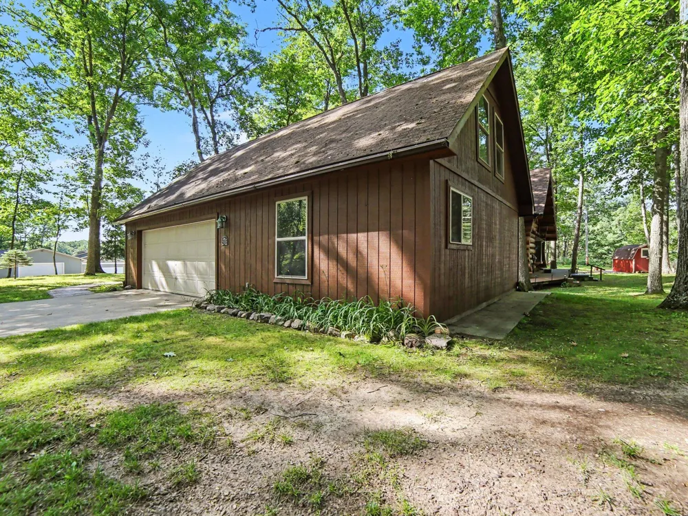 653 Jack Pine Road Fountain, MI 49410