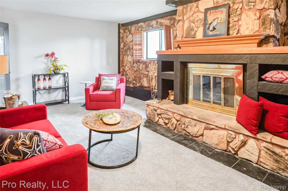 11200 Wahrman Street Romulus City, MI 48174