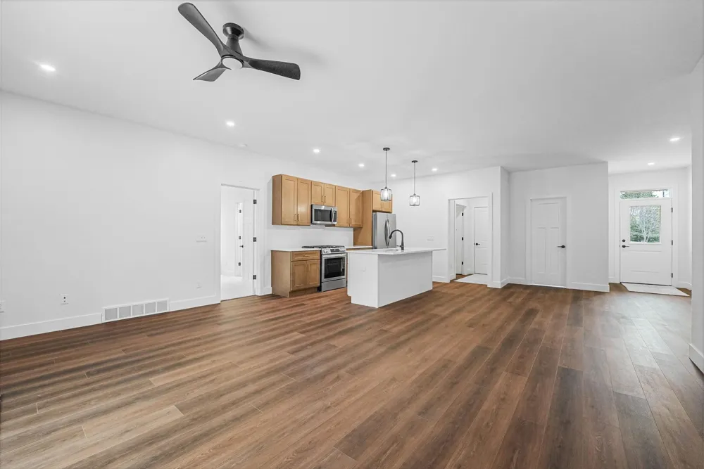 3038 Michele Marie Green Lake Township, MI 49637