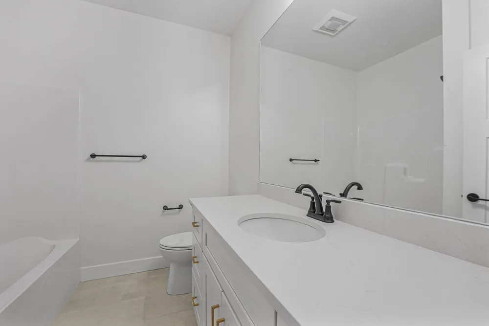3038 Michele Marie Green Lake Township, MI 49637