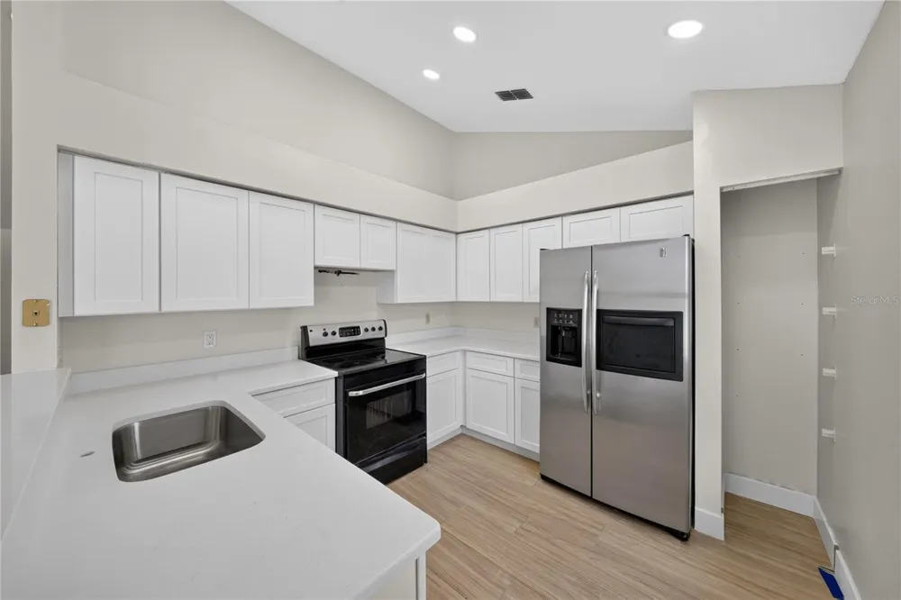 2007 59TH CIRCLE S St Petersburg, FL 33712