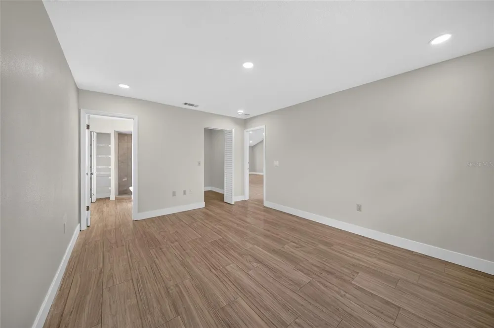 2007 59TH CIRCLE S St Petersburg, FL 33712
