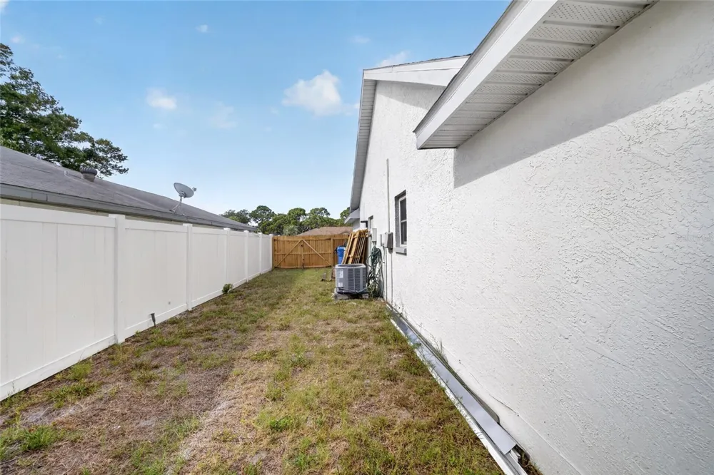 2007 59TH CIRCLE S St Petersburg, FL 33712