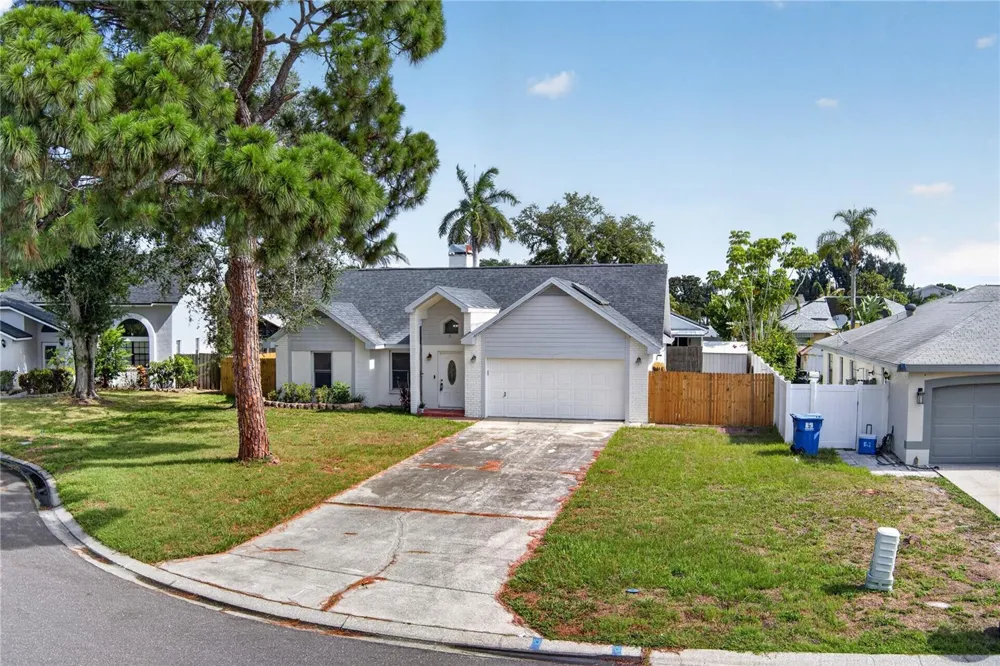 2007 59TH CIRCLE S St Petersburg, FL 33712
