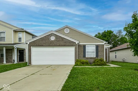 1804 Feather Reed Lane