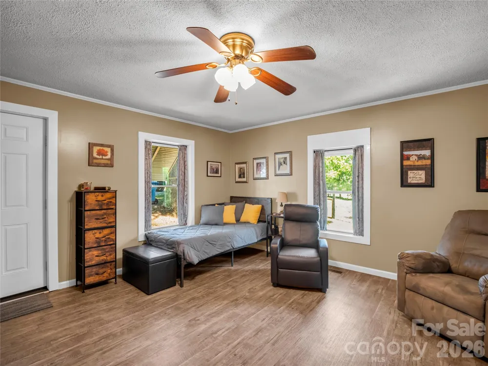 193 Middle Street Ellenboro, NC 28040