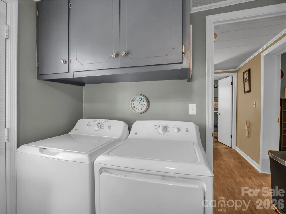 193 Middle Street Ellenboro, NC 28040