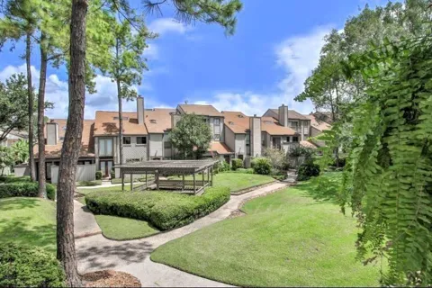 1089 Country Place Drive