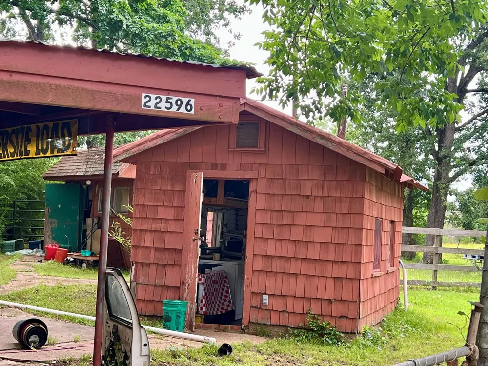 22606 Fm 359 Road Hempstead, TX 77445
