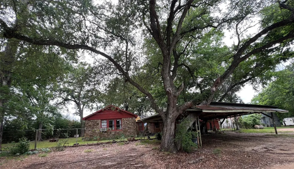 22606 Fm 359 Road Hempstead, TX 77445