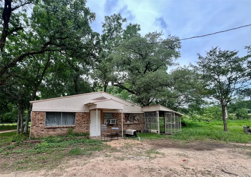 22606 Fm 359 Road Hempstead, TX 77445