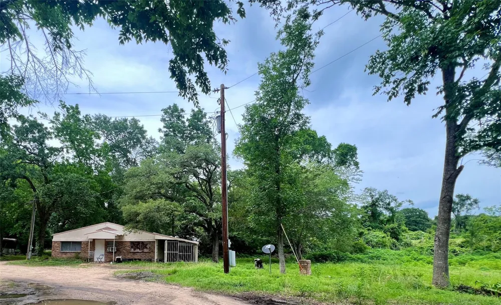 22606 Fm 359 Road Hempstead, TX 77445
