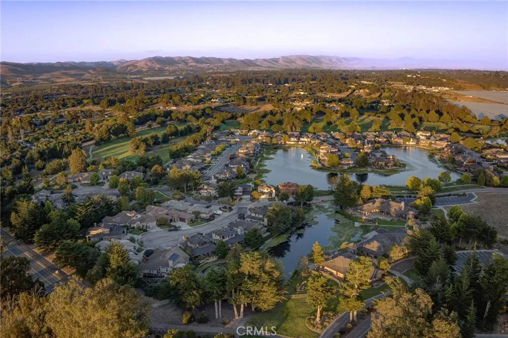 2303 Sanderling Court Arroyo Grande, CA 93420
