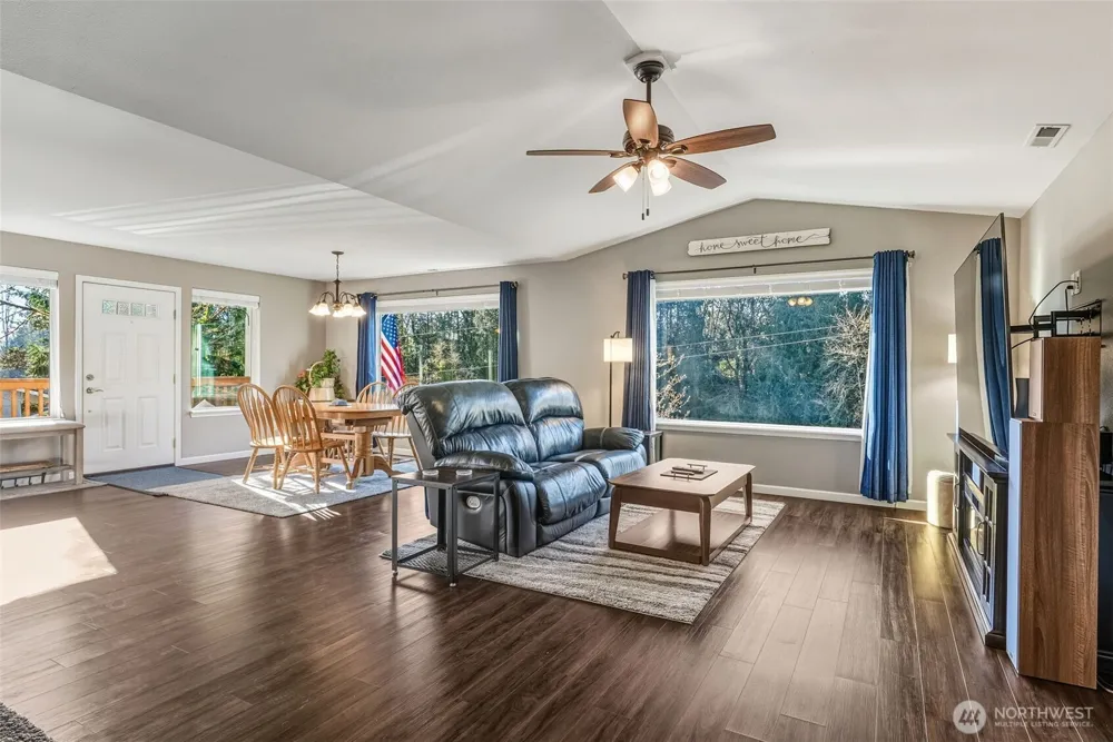 800 23rd Avenue Kelso, WA 98626