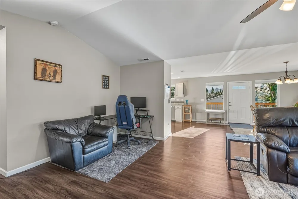 800 23rd Avenue Kelso, WA 98626