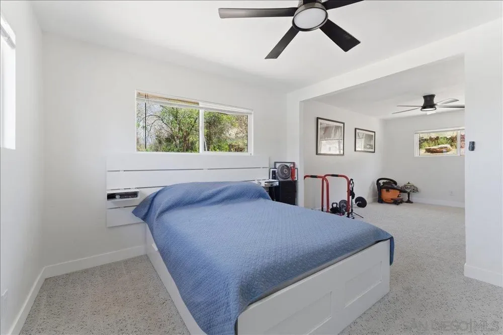 11305 Rocky Ln Lakeside, CA 92040