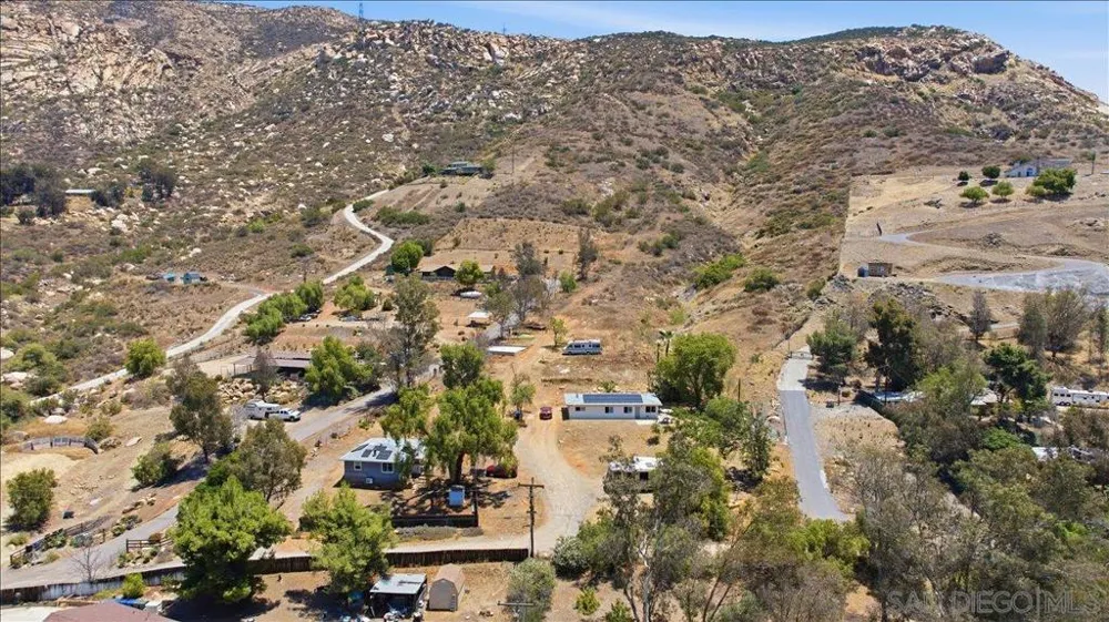 11305 Rocky Ln Lakeside, CA 92040